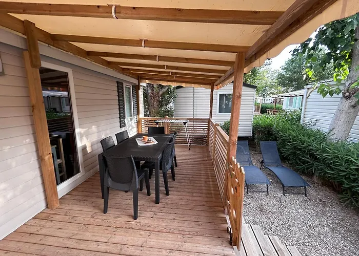 Mobil 2 Chambres, 4 A 6 Personnes, Plage, La Carabasse - 4 Etoiles 营地 *