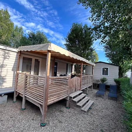 Mobil 2 Chambres, 4 A 6 Personnes, Plage, La Carabasse - 4 Etoiles * Vias